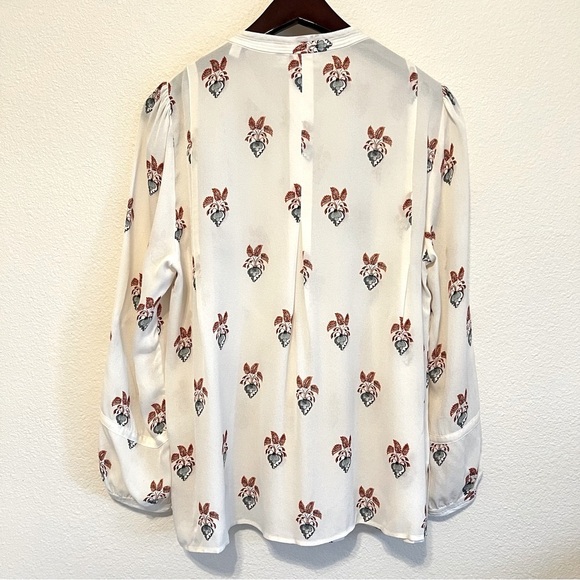 A.L.C. Hari Front Tie Floral Silk Blouse, cream, size 10 - Picture 8 of 16